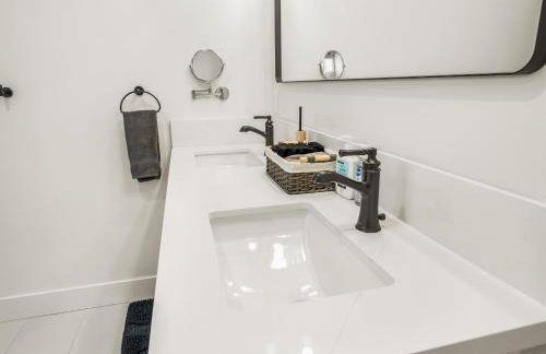 Rise Suites Oceanside - Photo 30