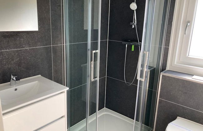 Modern Chalet With Combi Microwave Near Efteling - Photo 9