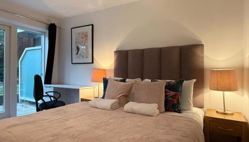 Laura's modern 1 bed apartment in Wimbledon - Foto 2