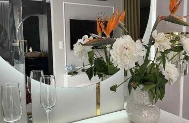 Paris in Cracow Apartment - Photo 4