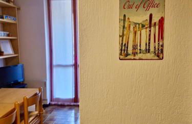 SnowNest Foppolo A pochi passi dalle piste con box - Photo 1