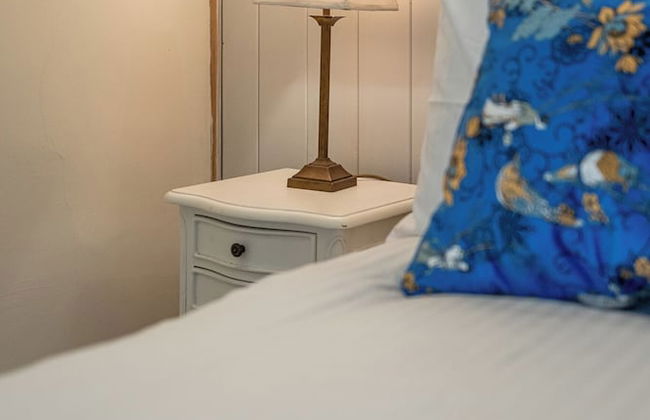 Eilmers Cottage Lovely 4BD in Malmesbury - Photo 28