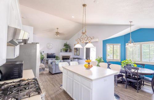 Farmington Gem 6BR Hot Cold Tub Sleeps 15 - Foto 12