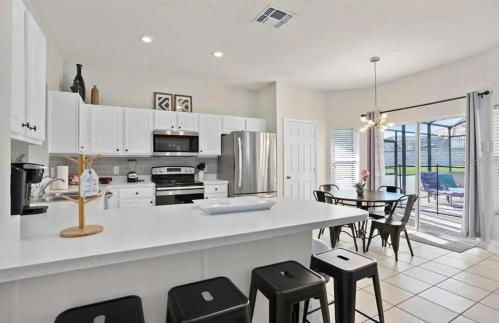 Themed Windsor Hills 6BR Private Pool Gameroom - Foto 28