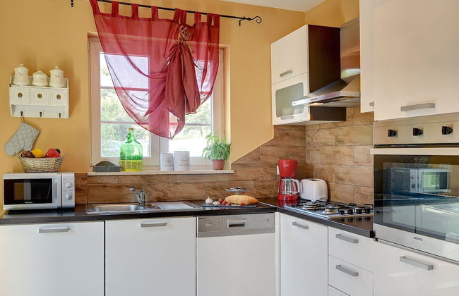 Detached Villa With Swimming Pool in the East of Istria Near the Sea - Foto 7