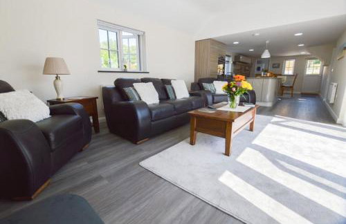 Sunnyside Barn - Photo 17