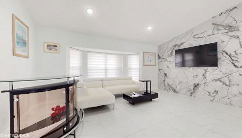 Kids and Pets Welcome - Photo 3