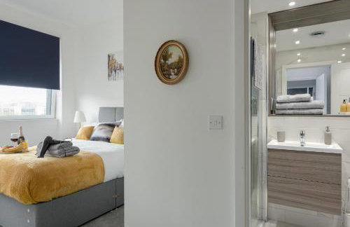 Deluxe 2 bed, 2 bathroom Milton Keynes apartment within walking distance to train station and City centre. - Foto 8
