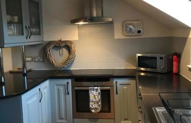 The Town House - Photo 11