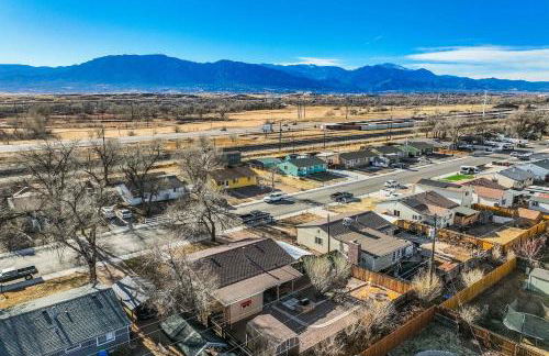 Carson Camp Gym Workstations & Fenced Yard - Foto 44