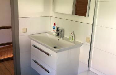 Pretty half-timbered cottage on romantic yard - Foto 29