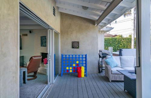 Modern Pool house with hot tub and relaxing backyard - Foto 32