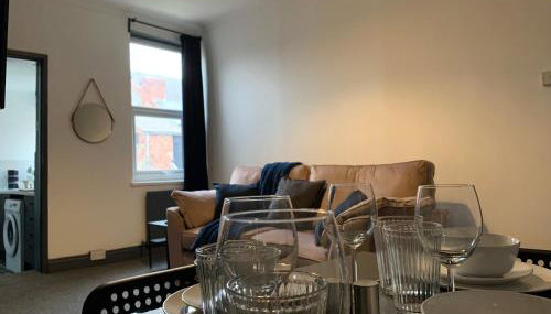 Saltwell St - Delightful 3 Bedroom free parking free wifi - Foto 3