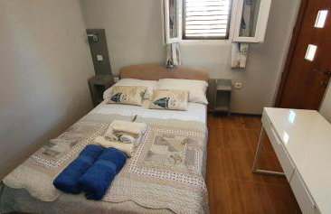 Villa LKL, heated private pool, secluded and with a great view - Photo 9