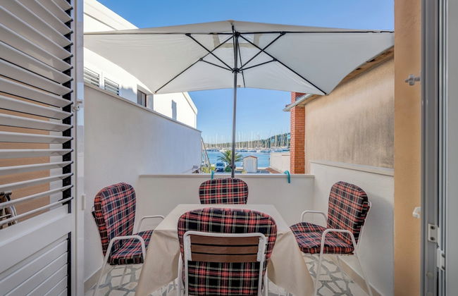 Seafront apt With Balcony, sea View and Mooring - Foto 23