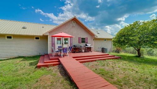 Hike, Fish and Explore Spacious Yellville Retreat - Foto 2