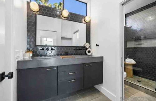 La Jolla Townhouse steps away from Windansea beach - Foto 6