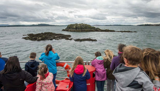Disfrutando del paseo en barco