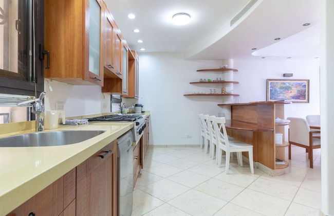 Family Apt & Garden in David's Village by FeelHome - Foto 16