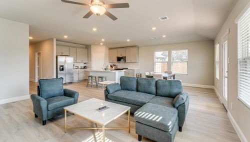 New Home with Yard and Pool Access 8 Mi to McKinney! - Foto 3