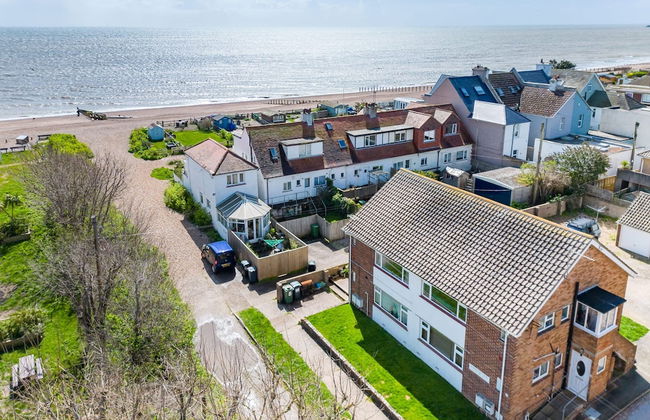 Blissful Bay Just a Stone s Throw Away - Foto 1