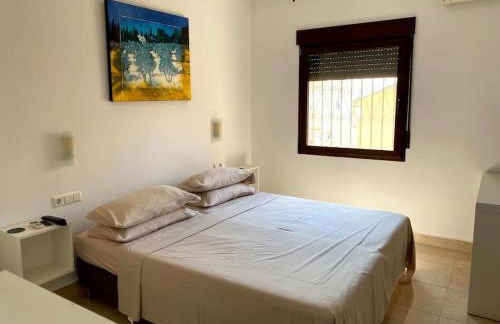 5 Bedroom, Luxury Villa - Heated Pool - Foto 11