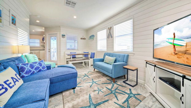 Dapper Dolphin by Avantstay Pool, Game Room - Foto 5, Interior