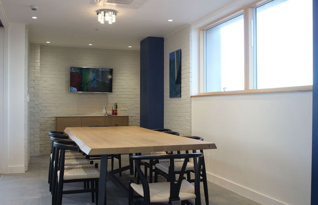 Berkshire House - Photo 4