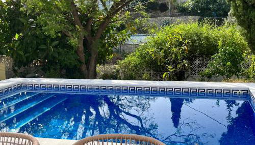 Villa with Free Heated Pool - Pass the Keys - Foto 3