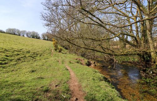 Swallows Nest - Photo 29