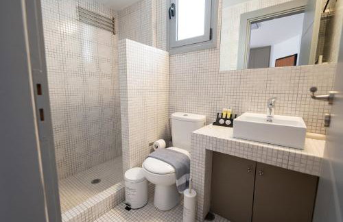 Chic 1BR Apartment in Neo Psichiko - Photo 9