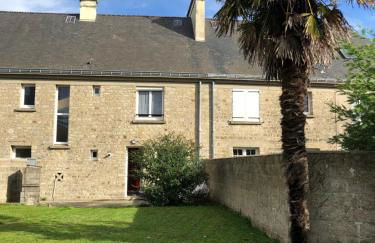 Gîte Manava - grande maison avec jardin en centre ville - Foto 1