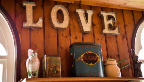 The Tabernacle, Design-led Converted Chapel with Hot Tub, Highland Perthshire - Foto 3