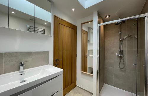 Whitley Old Garage - Photo 51