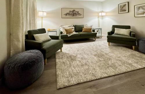 WiFi - Pet Friendly - Laundry - Short - Long Term - Foto 11