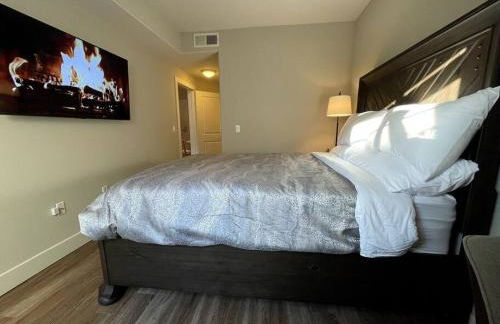 Cozy 2 Bedroom 2 Bathroom Condo with Pool, Gym, Spa - Foto 19