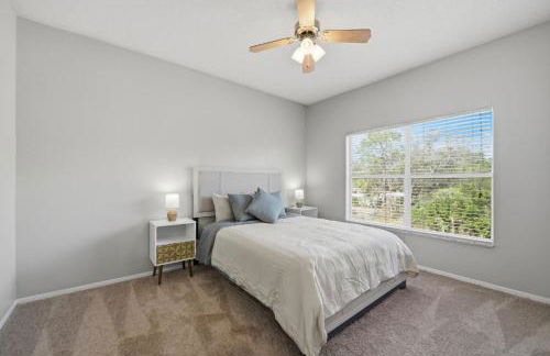 Spacious 2BR with Open Layout - Foto 1