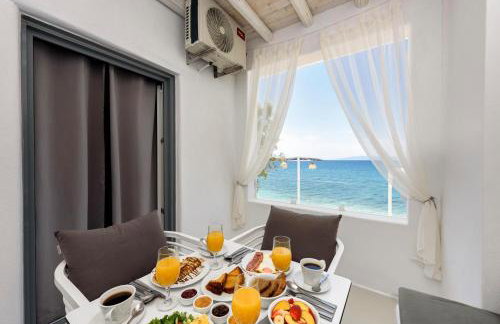 Blue Waves Suites & Apartments - To Kyma - Photo 36