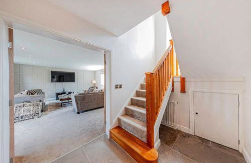 Fairvale House - Photo 27