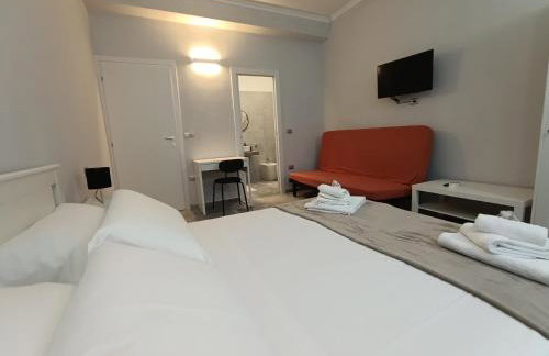 Trastevere station apartment - Photo 11