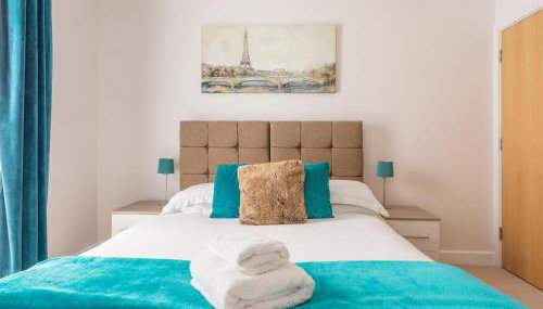 1 Bed Apartment - Redhill Central, Surrey, Gatwick #3 - Foto 2, towels