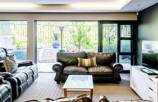 Spacious Holiday Apartment With Fantastic Views Deck Pool Malindi - Foto 48