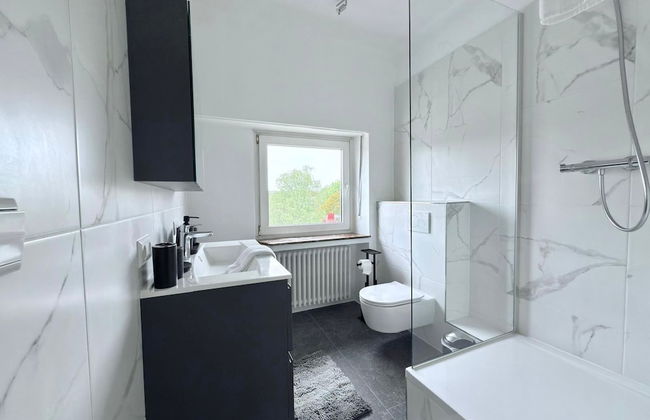 Charming 5 bedrooms Home - Foto 16