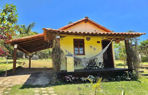Chalés Vila Carrancas - Ao lado do centro com piscina, cozinha completa e muita tranquilidade - Foto 42