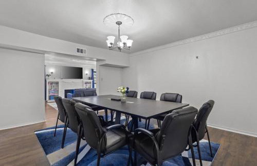 Spacious 5BR Group Retreat Near Fair Park Downtown - Foto 8