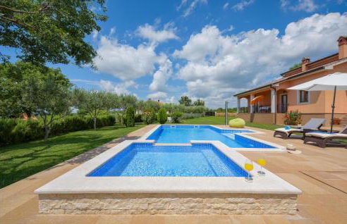 Two-Bedroom Holiday Home In Tinjan - Foto 15