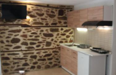 MARIANTHI'S STONE HOUSE- Studio2 - Photo 8