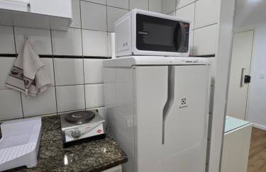 Apartamento aconchegante - Portaria 24 horas - Self Check-in - Bairro Sudoeste - Foto 15