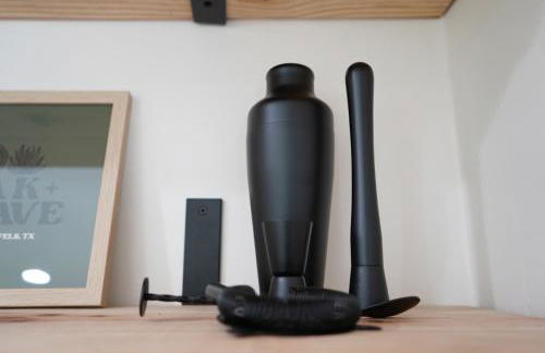 Stay at The Oak - Downtown New Braunfels Getaway - Foto 16