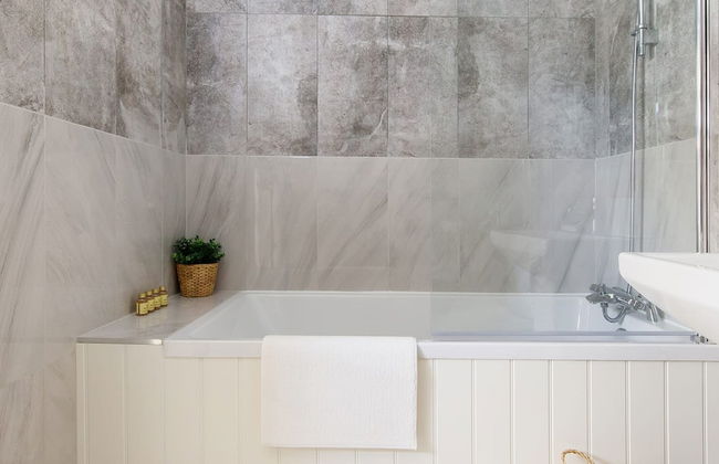 Stylish Apartment Gastro Pub in West Wittering - Foto 15